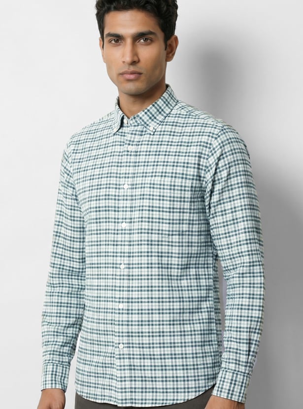 Men Checked Regular Fit Shirt
