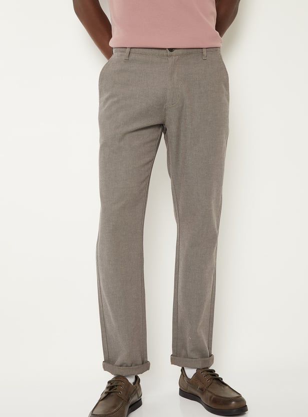 Men Solid Slim Fit Trousers
