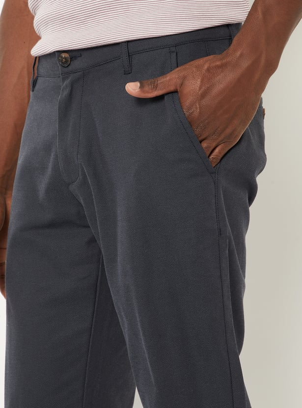 Men Solid Slim Fit Trousers