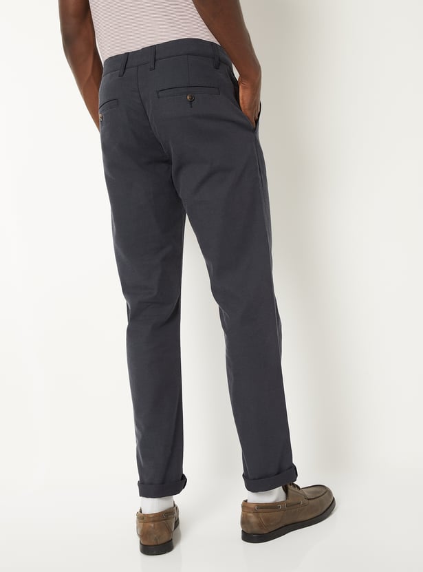 Men Solid Slim Fit Trousers