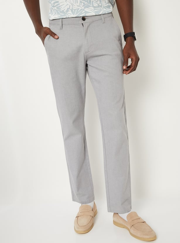 Men Solid Slim Fit Trousers