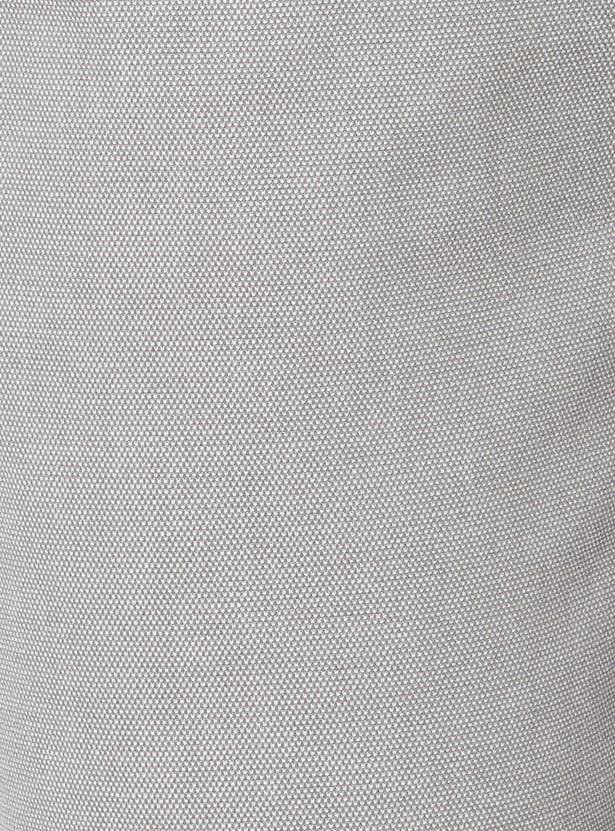 Men Solid Slim Fit Trousers