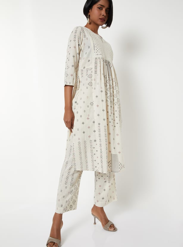 Women Printed Straight Kurta Set