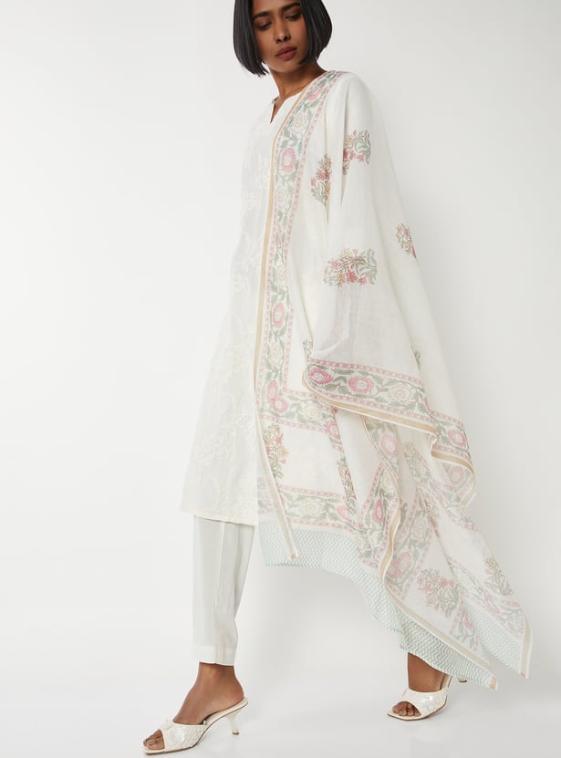 Women Embroidered Straight Kurta Set