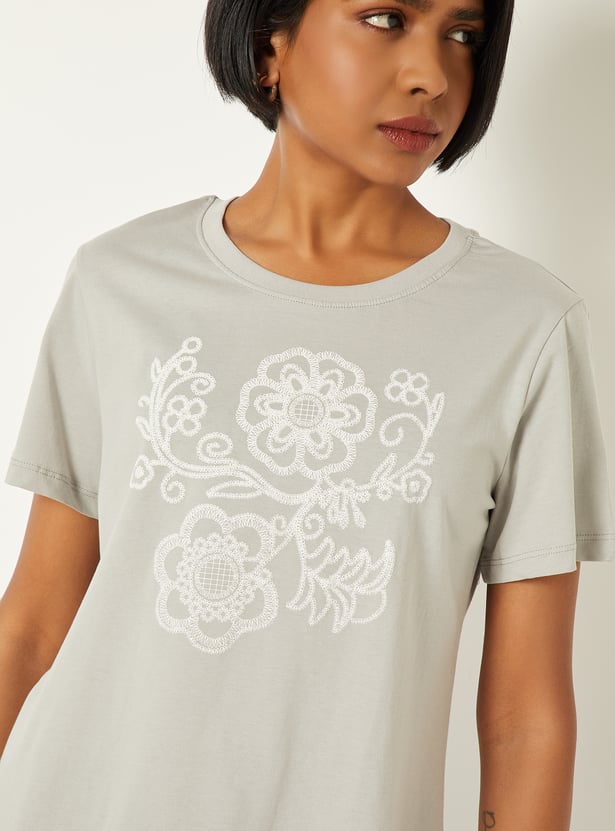 Women Floral Embroidered T-shirt