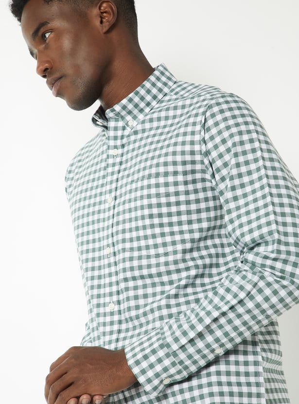 Men Checked Slim Fit Shirt