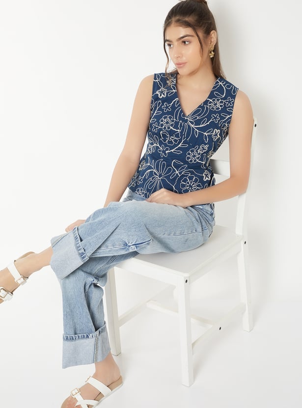 Women Embroidered Tunic