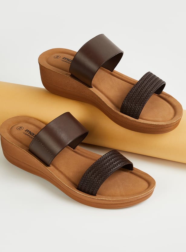 Women Slip-On Flatforms