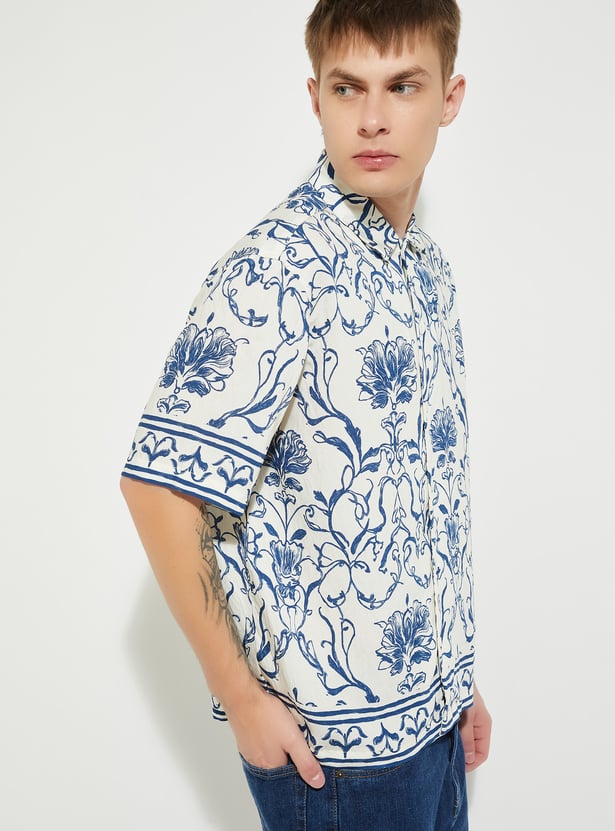 URB_N Men Printed Regular Fit Shirt