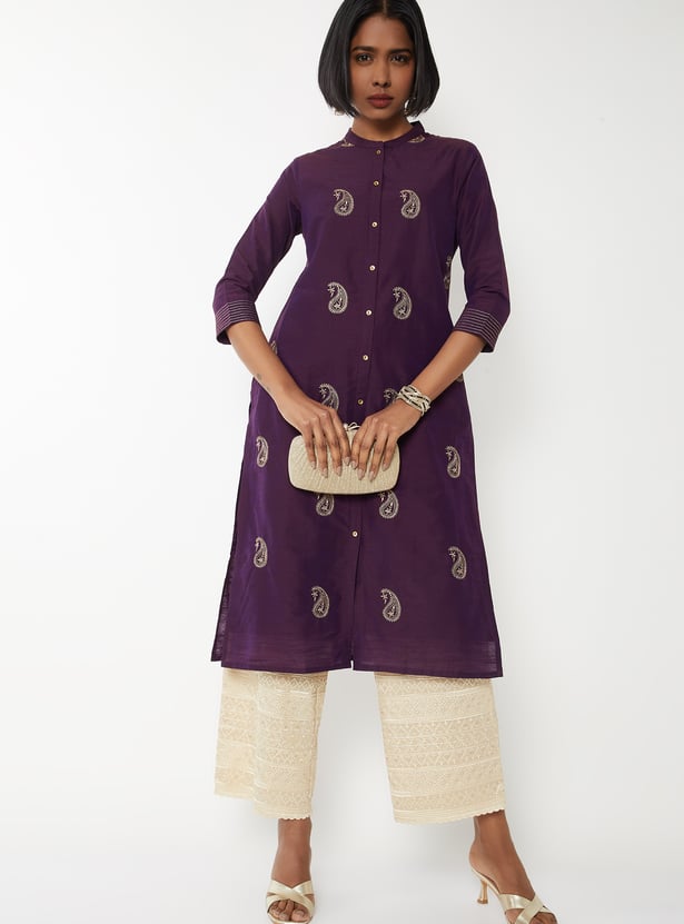 Women Embroidered Straight Kurta