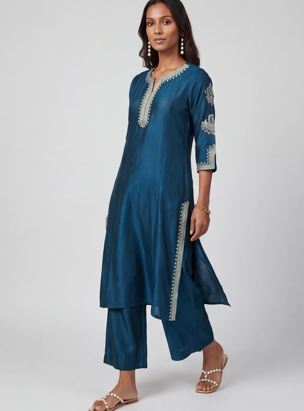 Women Embroidered Straight Kurta Set