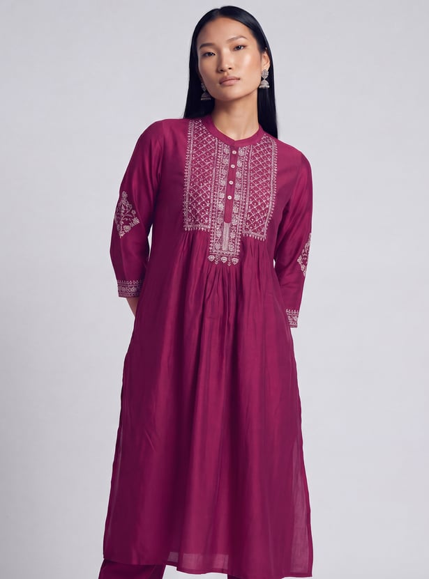 Women Embroidered Straight Kurta Set