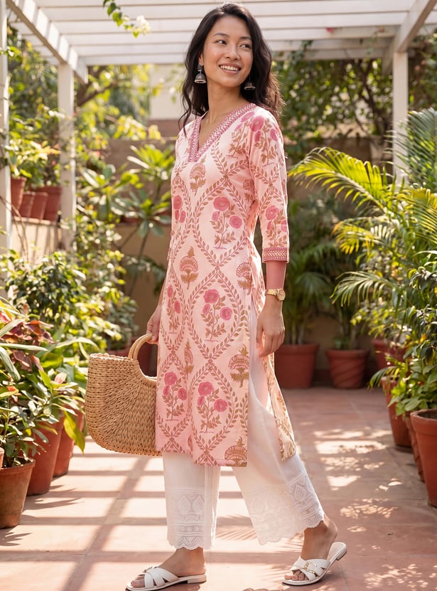 Women Printed Straight Kurta