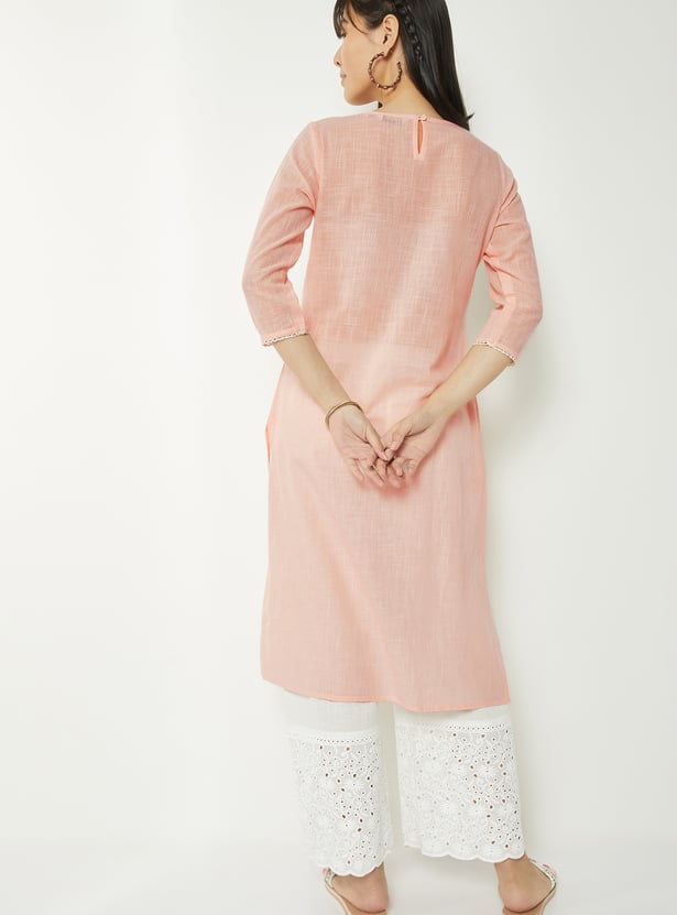 Women Yoke Embroidered Straight Kurta