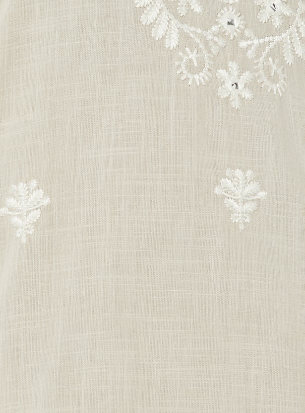 Women Embroidered Straight Kurta