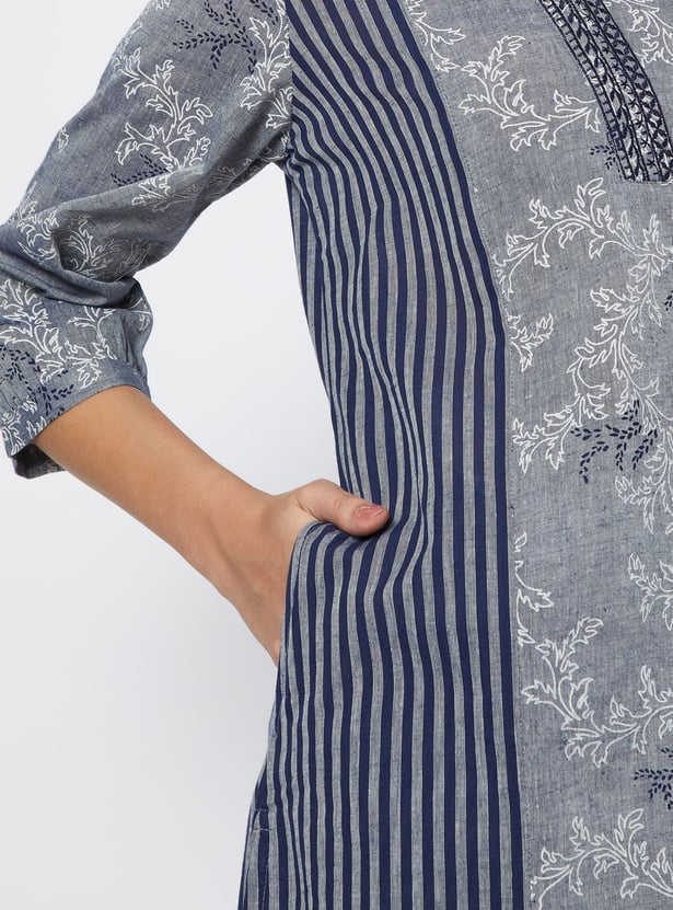 Women Striped Straight Kurta