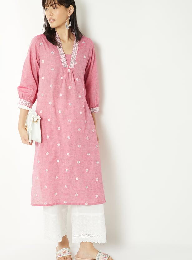 Women Embroidered Straight Kurta