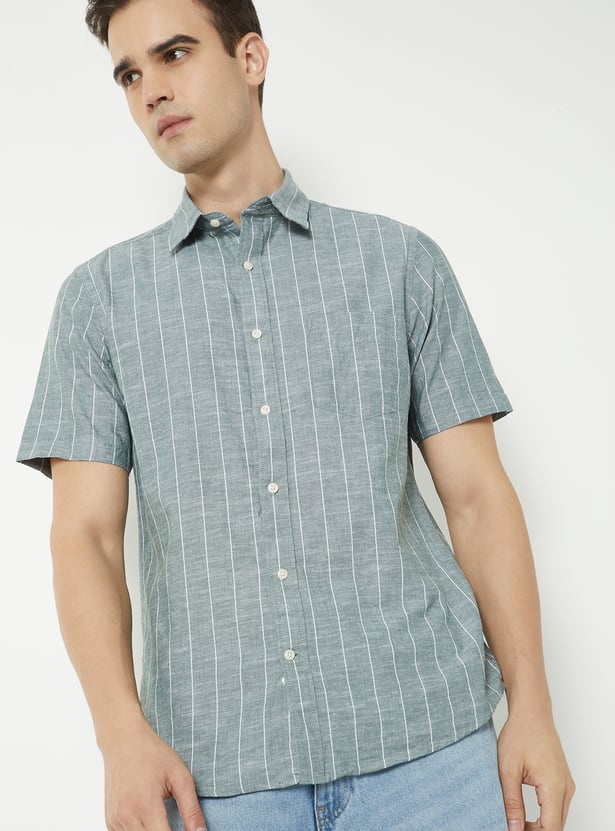 Men Striped Slim Fit Shirt