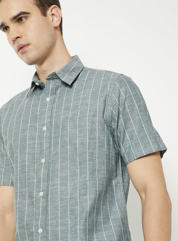 Men Striped Slim Fit Shirt