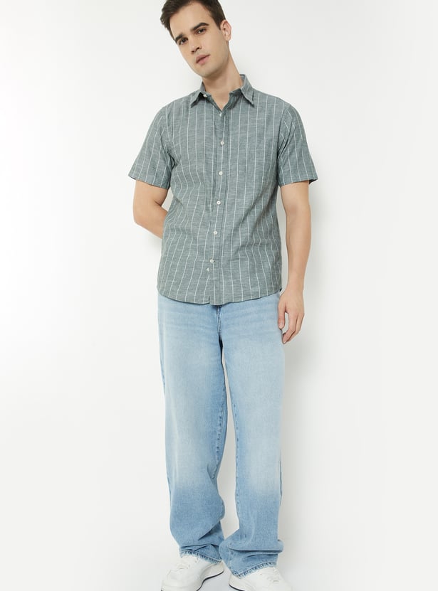 Men Striped Slim Fit Shirt