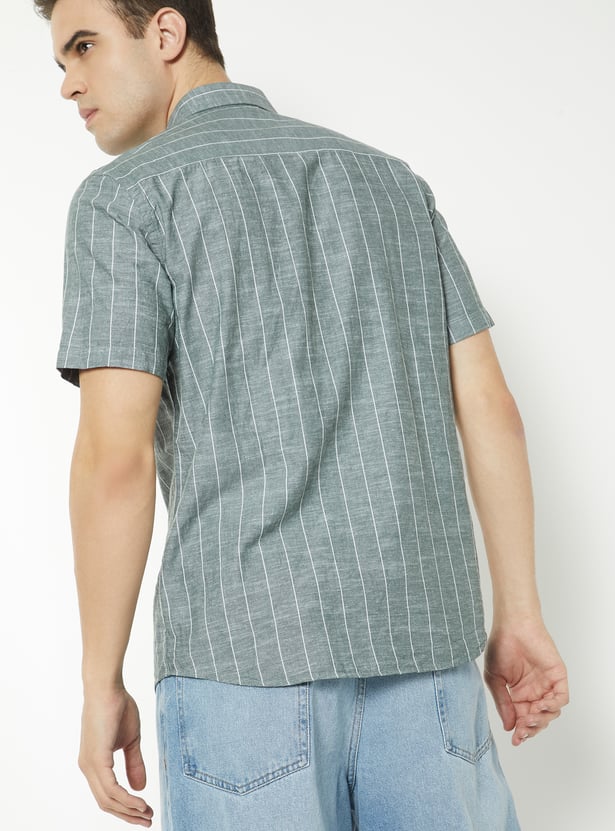 Men Striped Slim Fit Shirt