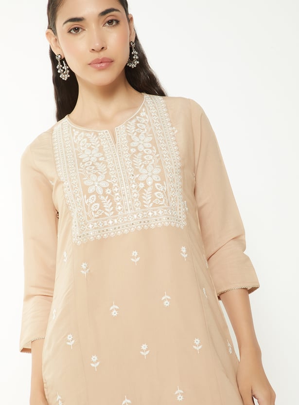 Women Embroidered Straight Kurta Set