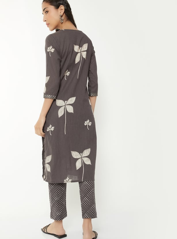 Women Floral Print Straight Kurta Set