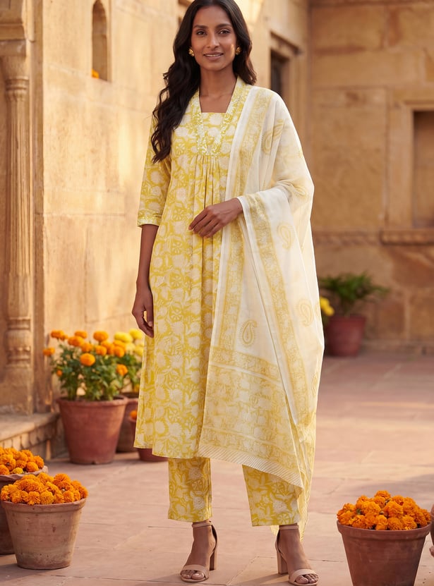 Women Printed A-line Kurta Set