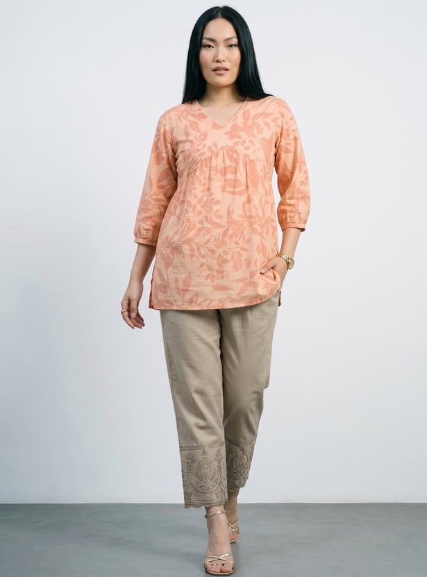 Women Embroidered Hem Straight Pants