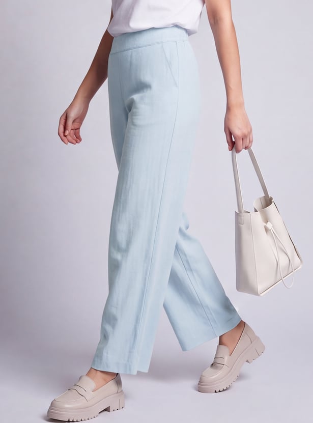 Women Solid Trousers