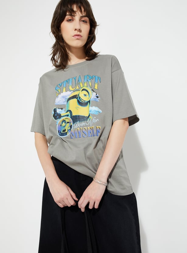 URB_N Women Minion Print Oversized T-shirt