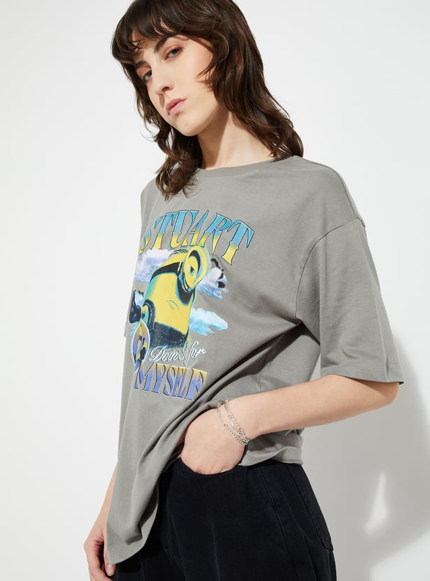 URB_N Women Minion Print Oversized T-shirt