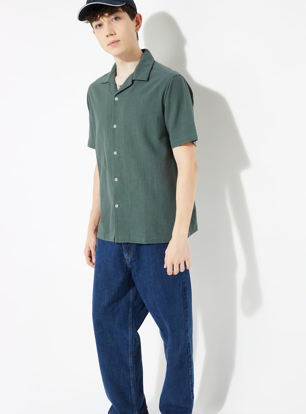 URB_N Men Solid Resort Shirt