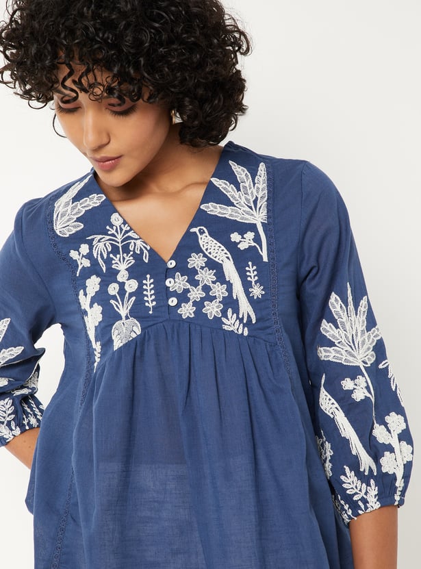 Women Embroidered Tunic
