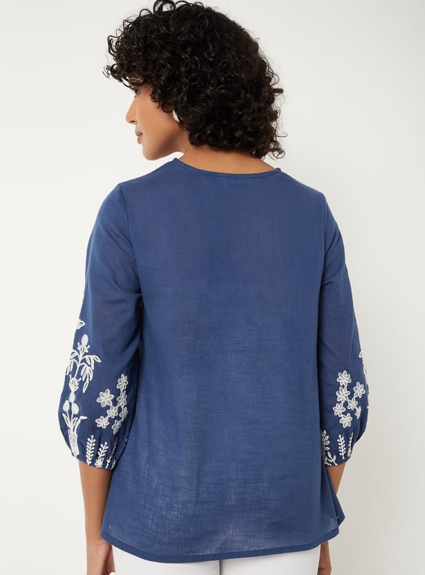 Women Embroidered Tunic