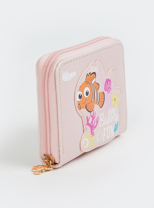 Women Appliqued Zip-Around Wallet