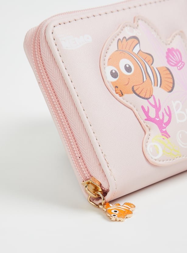 Women Appliqued Zip-Around Wallet