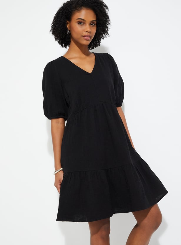 URB_N Women Solid A-line Dress