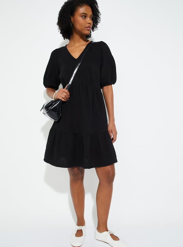 URB_N Women Solid A-line Dress