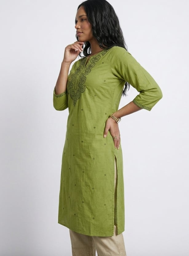 Women Embroidered Straight Kurta