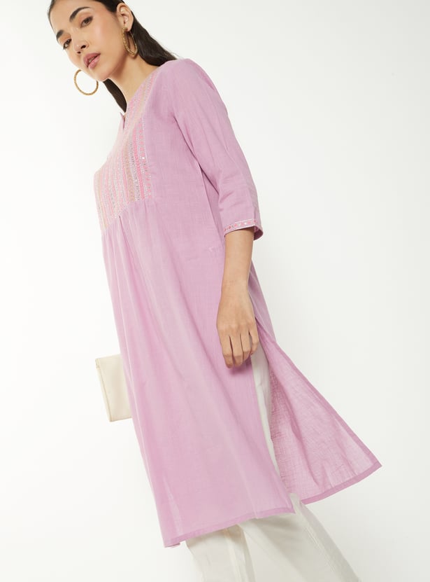 Women Embroidered Straight Kurta
