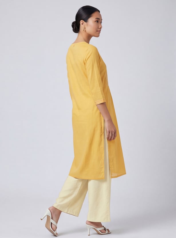 Women Embroidered Empire Kurta