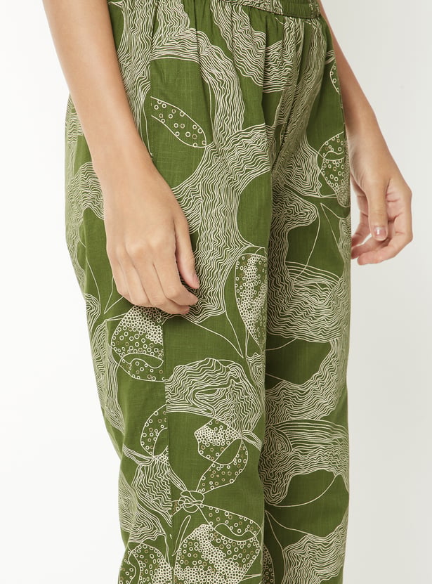 Women Embroidered Straight Kurta Set