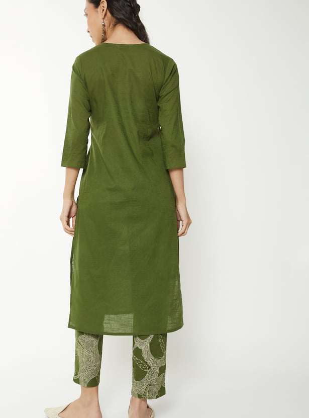 Women Embroidered Straight Kurta Set