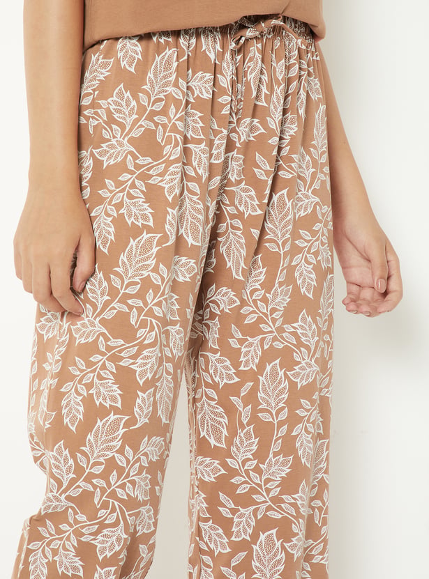 Women Printed Pyjama Set