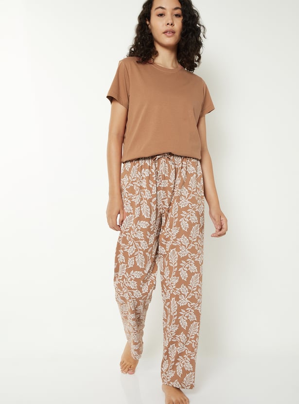 Women Printed Pyjama Set