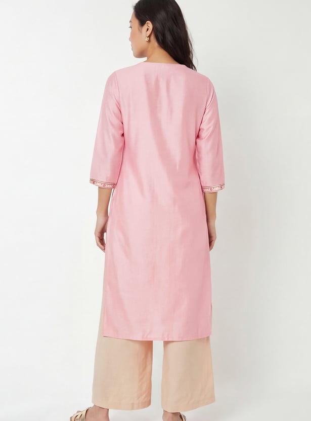 Women Embroidered Straight Kurta