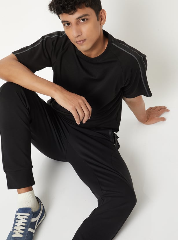 Men Contrast Taping Sports T-shirt