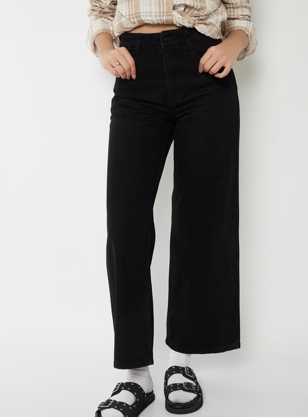 Women Solid Mid Rise Jeans