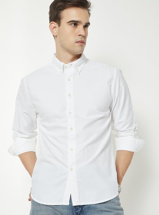 Men Solid Regular Fit Shirt